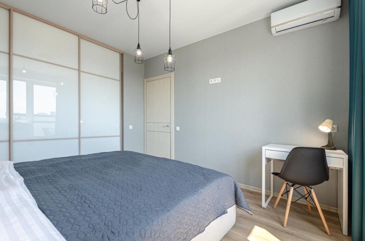 Petrovdom 5-25 In Cozy Apartment In Residential Complex "Beresteiskyi" Kiev Esterno foto