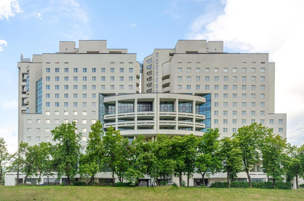 Petrovdom 5-25 In Cozy Apartment In Residential Complex "Beresteiskyi" Kiev Esterno foto