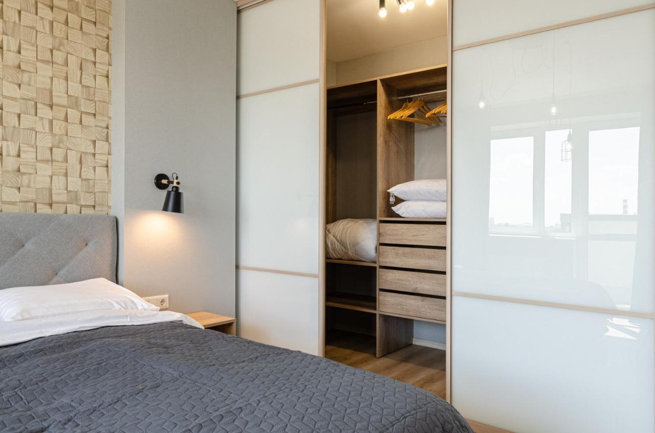Petrovdom 5-25 In Cozy Apartment In Residential Complex "Beresteiskyi" Kiev Esterno foto
