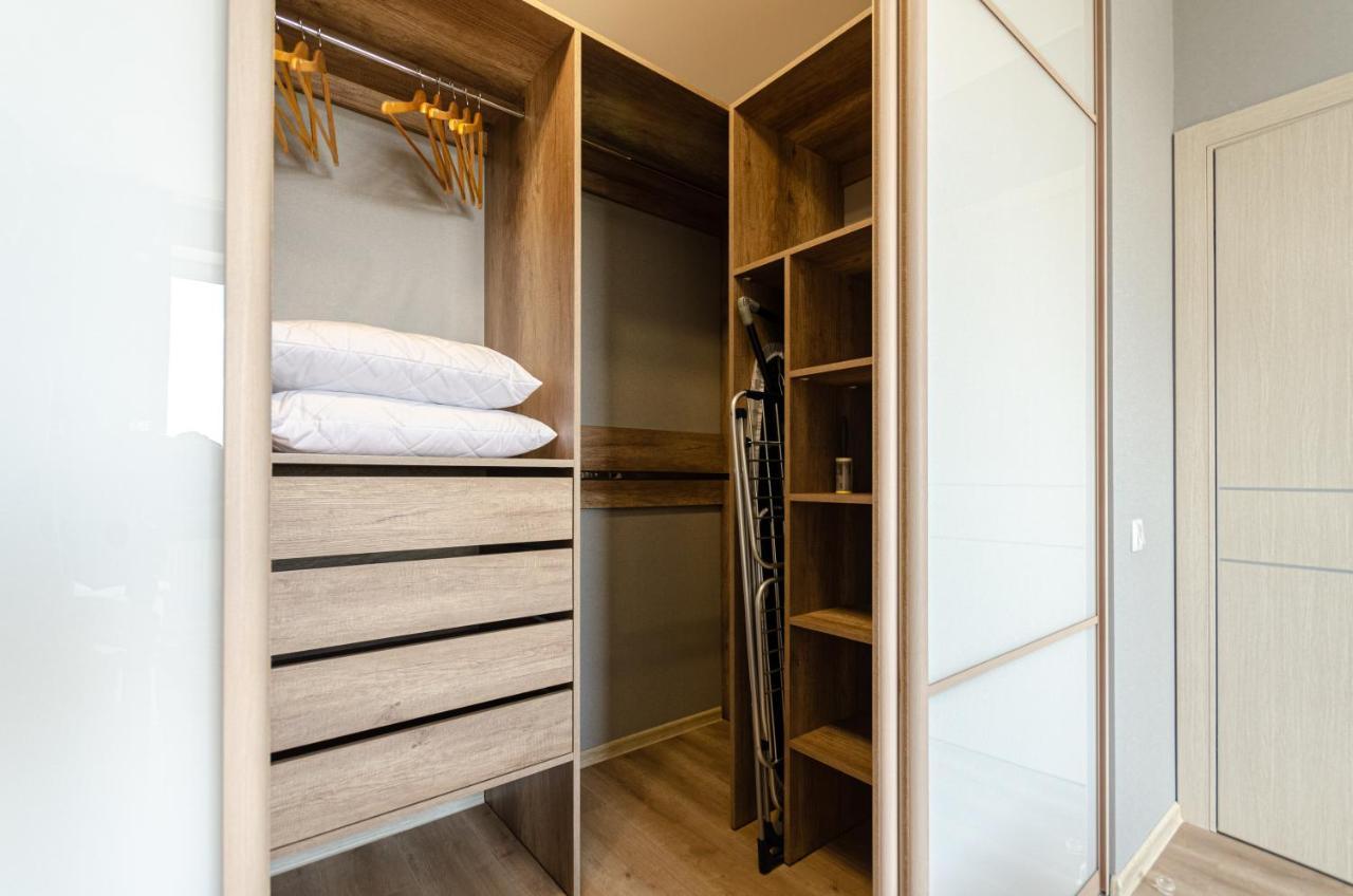 Petrovdom 5-25 In Cozy Apartment In Residential Complex "Beresteiskyi" Kiev Esterno foto